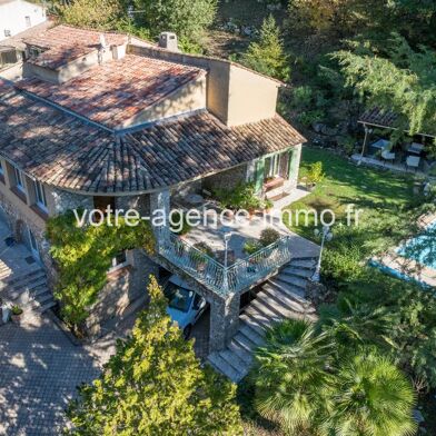 Maison 4 pièces 895000 €