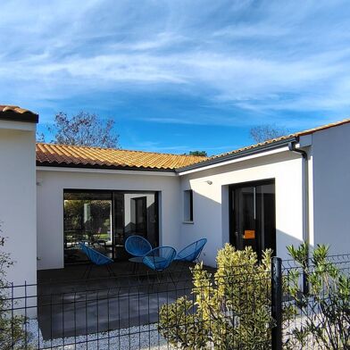 Maison 5 pièces 699000 €