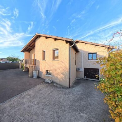 Maison 5 pièces 389000 €