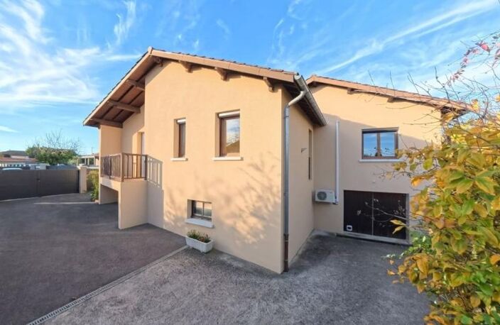 Grande Maison Familiale de 140 m² : Potentiel et Confort de Vie à Charvieu-Chavagneux — photo 2