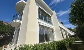 Maison 6 Pièces 233 m² à vendre à Nice (06100)