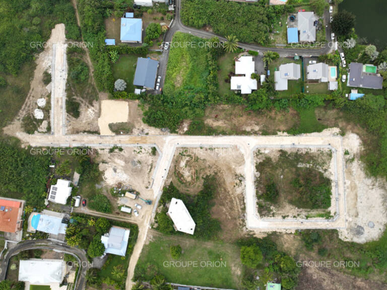 A VENDRE: Terrain de 512m² à SAINTE ANNE (971) — photo 1
