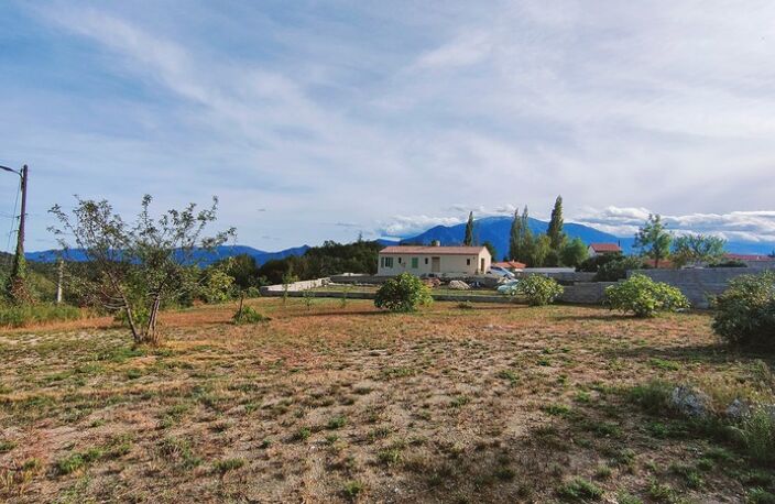 Dpt Pyrénées Orientales (66), à vendre MOLITG LES BAINS terrain - Terrain de 1 000,00 m² — photo 2