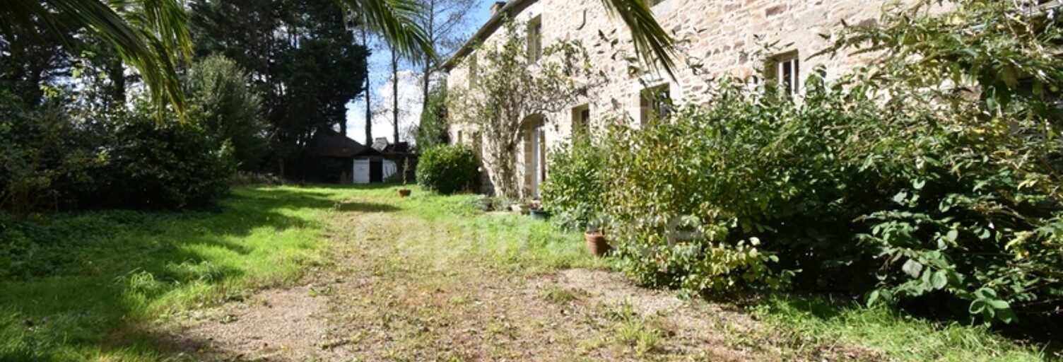 Maison 8 Pièces 190 m² à vendre à Ploëzal (22260)