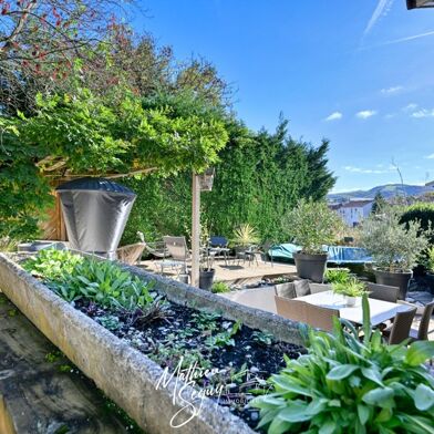 Maison 5 pièces 312500 €