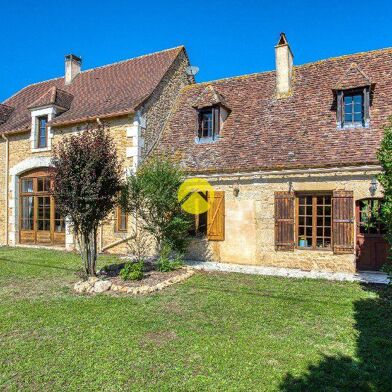 Maison 8 pièces 594880 €