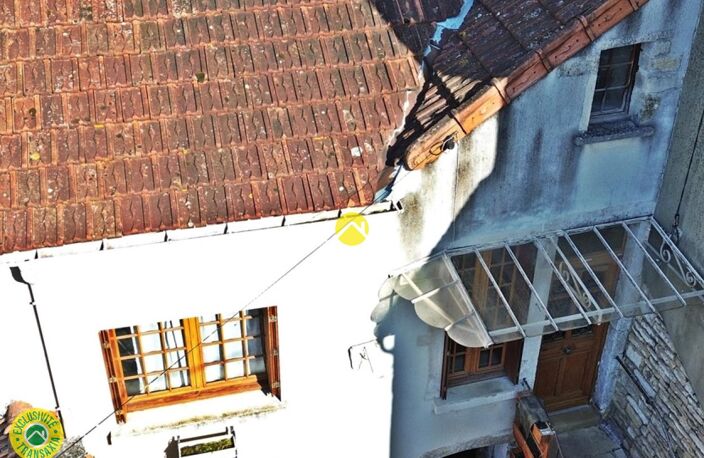 MAISON DE VILLAGE AVEC COUR — photo 5
