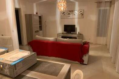 Appartement 4 pièces 1300 €