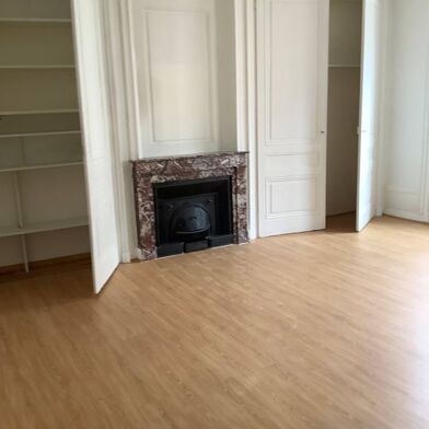 Appartement 2 pièces 900 €