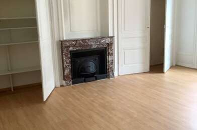 Appartement 2 pièces 900 €