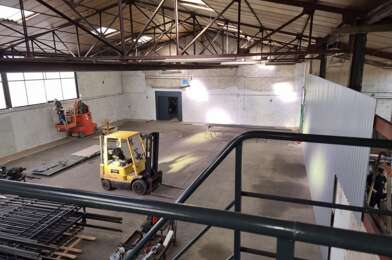 Local industriel  3600 €