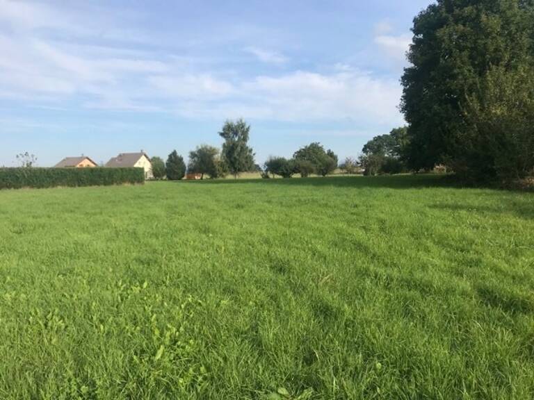 Votre projet sur 1000 m à Droisy terrain plat — photo 1