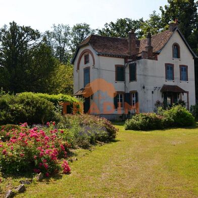 Maison 14 pièces 383000 €