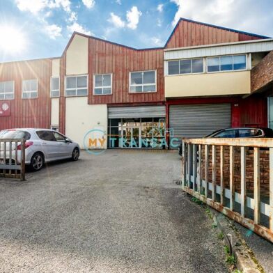 Local industriel  14962 €