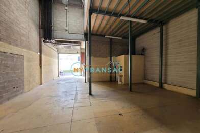 Local industriel  3861 €