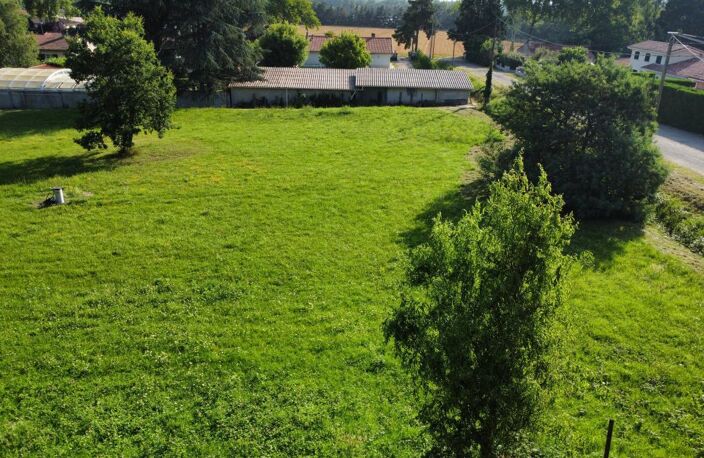 Terrain hors lotissement viabilisé — photo 2