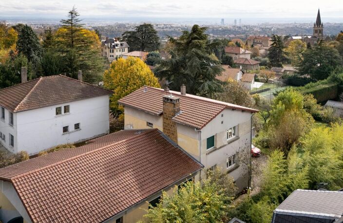 Saint-Cyr-au-Mont-d’Or – maison familiale à fort potentiel, vue panoramique et emplacement privilégié — photo 2