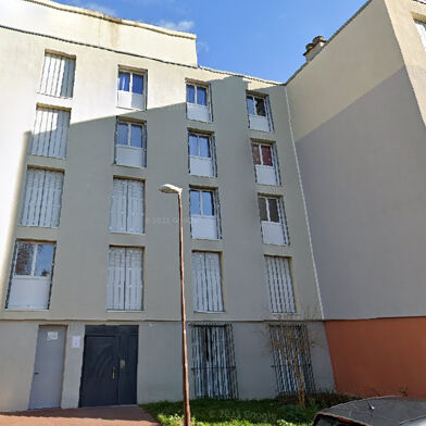 Appartement 3 pièces 469 €