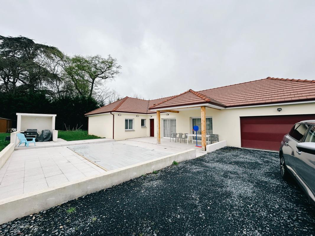 Villa / Maison  T6 à louer Astis 64450