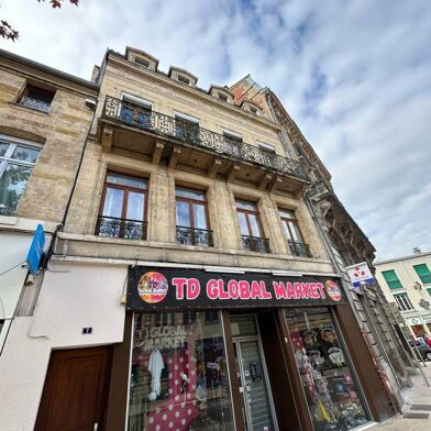 Immeuble  247000 €