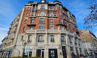 Bureau  84 m² à louer à Enghien-les-Bains (95880)