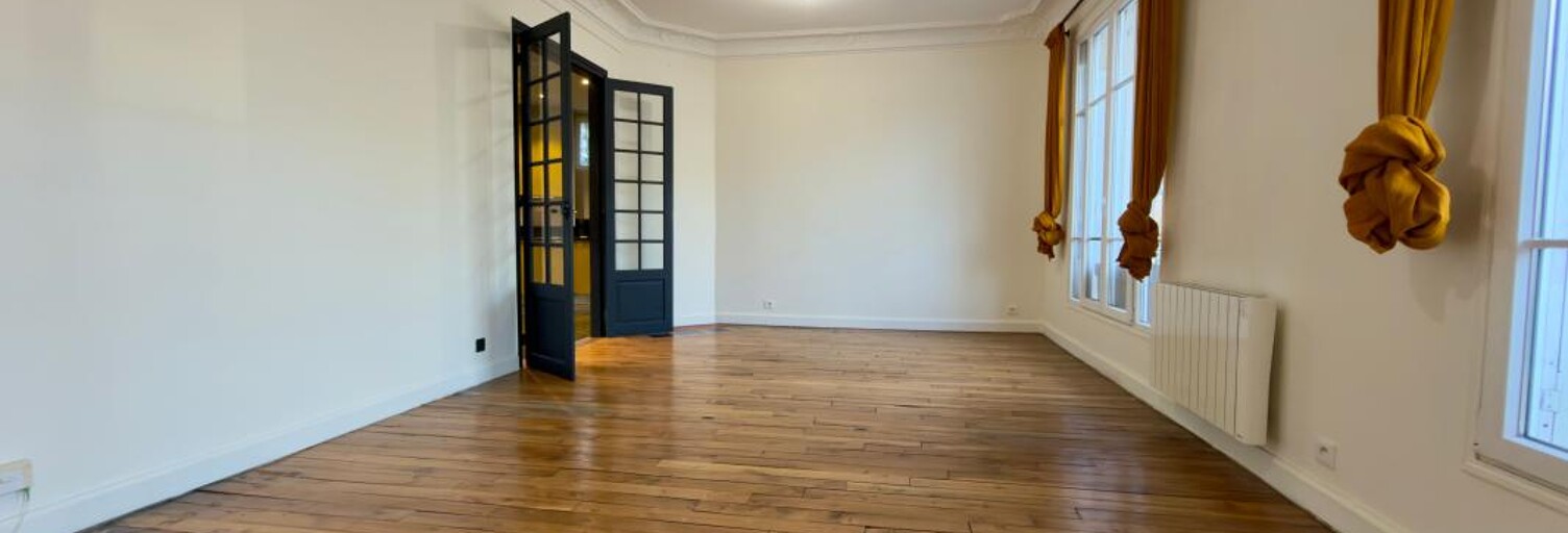 Bureau  84 m² à louer à Enghien-les-Bains (95880)