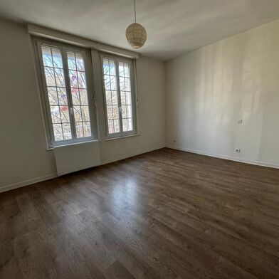 Appartement 1 pièces 540 €