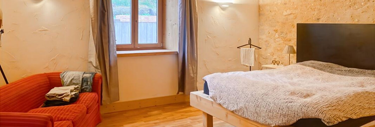 Maison 4 Pièces 500 m² à vendre à Les Hôpitaux-Vieux (25370)