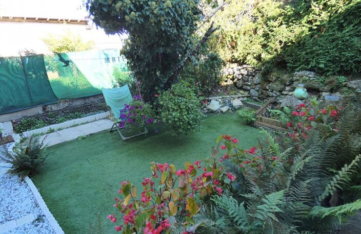 Maison 76 m2 / 2 chambres / grange attenante 34m² / petit jardin — photo 3