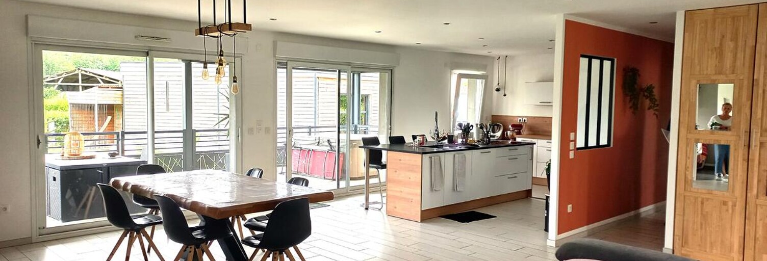 Maison 6 Pièces 166 m² à vendre à Azincourt (62310)