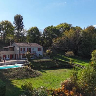 Maison 7 pièces 349000 €