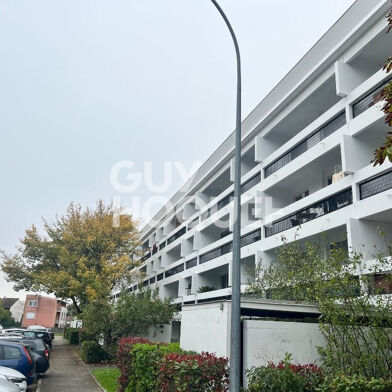 Appartement 3 pièces 900 €