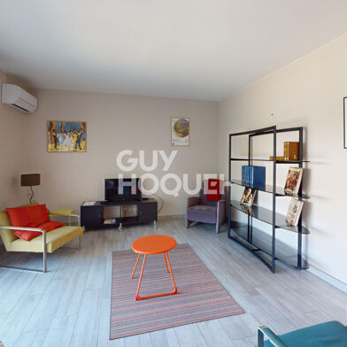 Maison 8 pièces 1500 €