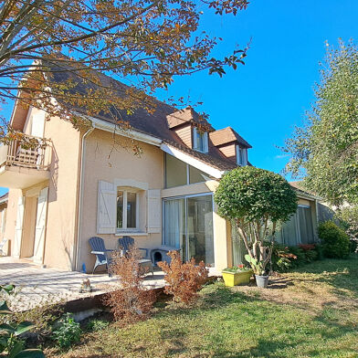 Maison 6 pièces 349900 €