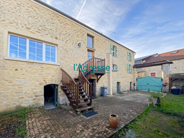 Maison ancienne 141m² Coeur du village d'Oinville sur montcient — photo du bien