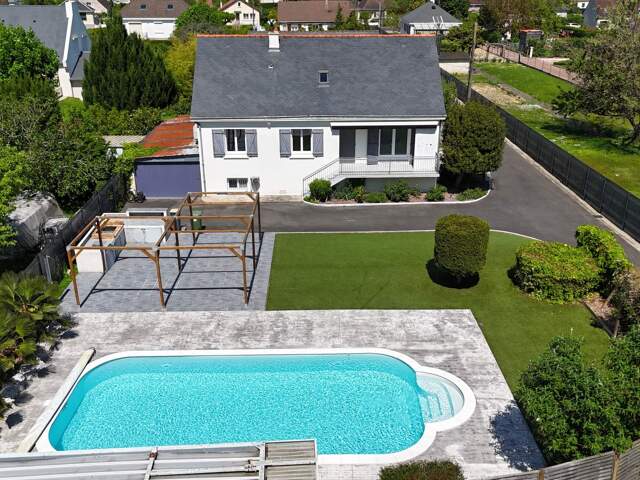 Maison 4 pièces 133 m² à Ballan-Miré — photo du bien