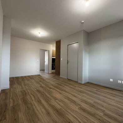 Appartement 2 pièces 564 €