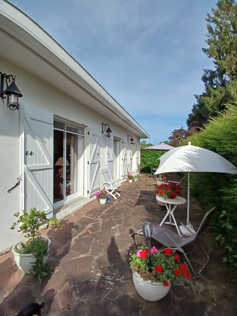 Villa / Maison  T4 à vendre Saint-Pée-sur-Nivelle 64310