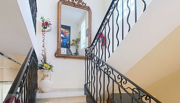 Villa / Maison 7 pièces  à vendre Marseille 14eme 13014