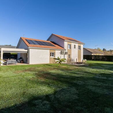 Maison 4 pièces 339000 €