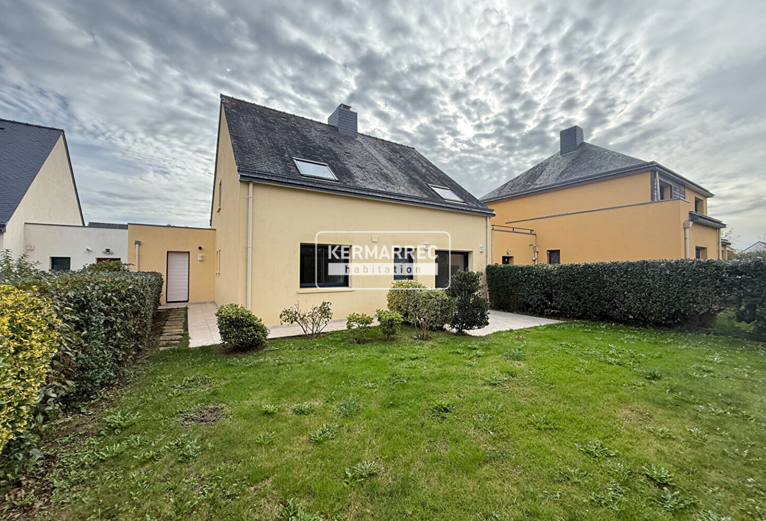 Maison Le Rheu 5 pièce(s) 144 m2 — photo 1