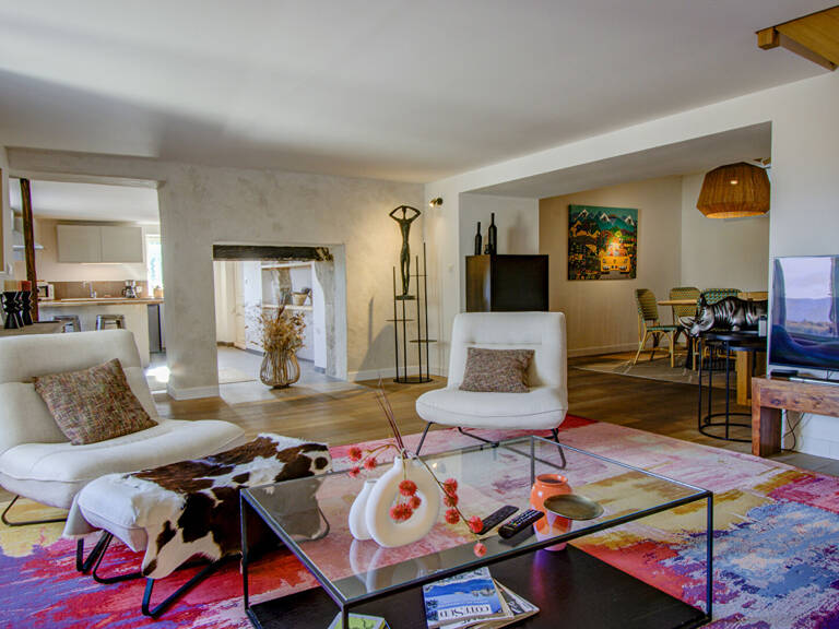 Maison de village au pied du château de Grignan — photo 1