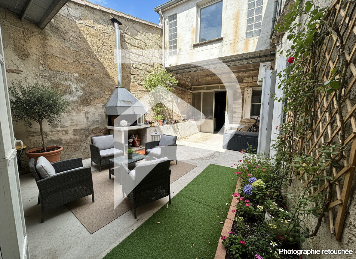 Villa / Maison  T7 à vendre Aigues-Mortes 30220