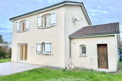 Maison 5 pièces 945 €