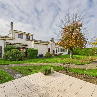 Maison 7 pièces 343200 €