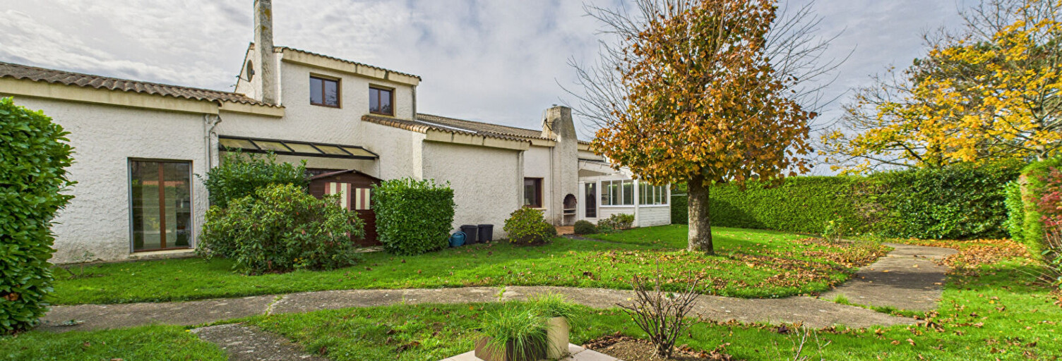 Maison 7 Pièces 205 m² à vendre à La Roche-sur-Yon (85000)