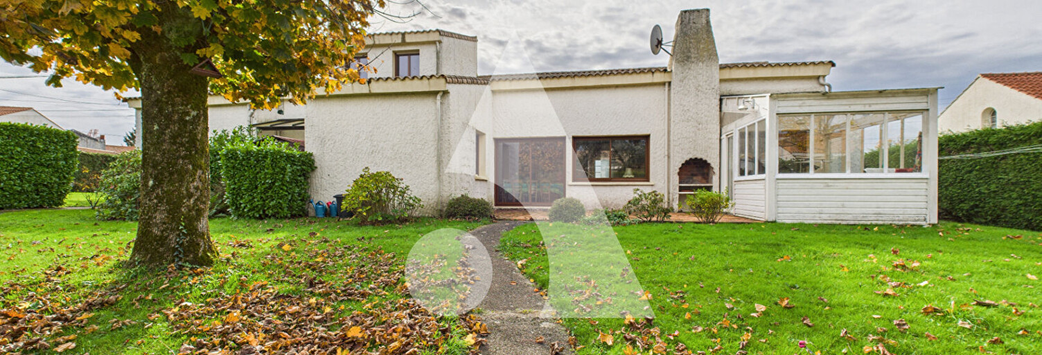 Maison 7 Pièces 205 m² à vendre à La Roche-sur-Yon (85000)