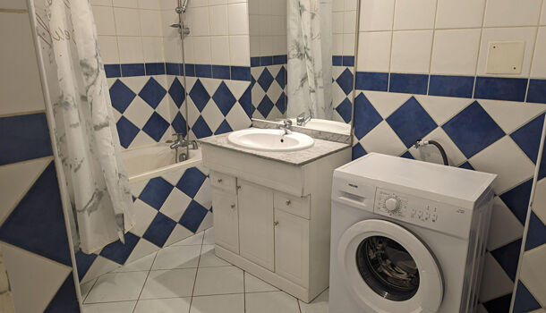 Appartement 1 pièces  à louer Toulon 83000