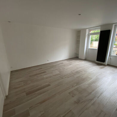 Maison 2 pièces 486 €