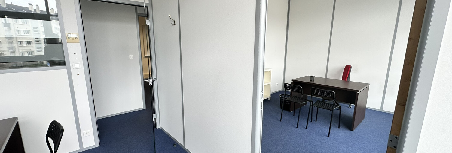 Bureau  107 m² à louer à Angers (49000)
